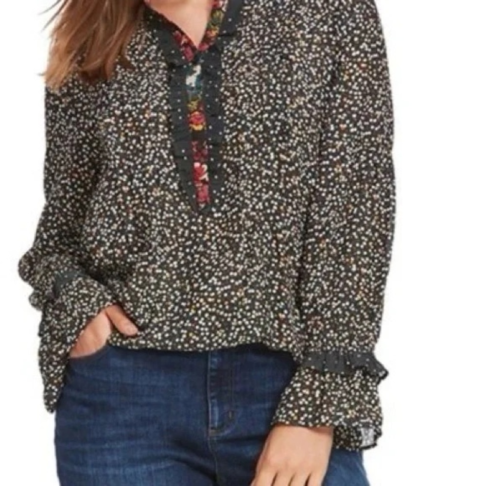 Loft polka dot duffle cuff blouse size small